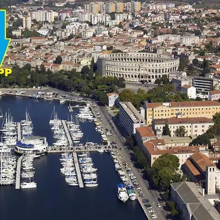 Arena Festival 公寓 *