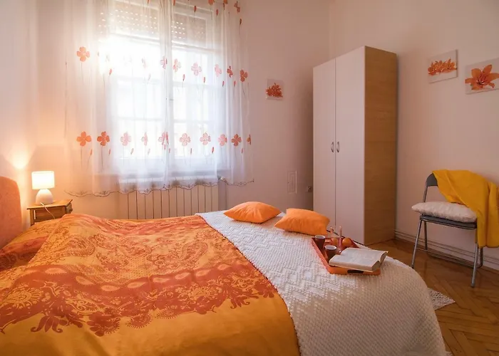 Arena Festival Διαμέρισμα Πούλα