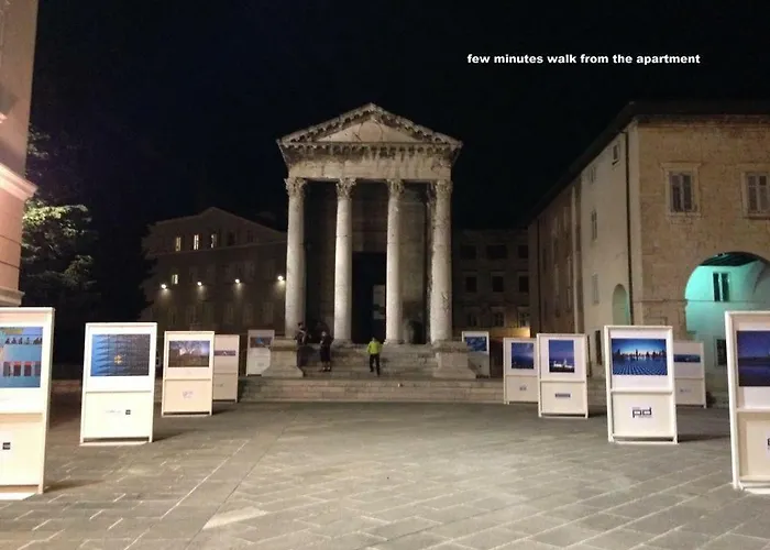 Arena Festival * Πούλα