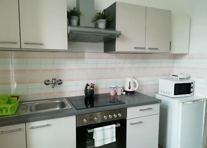 Arena Festival Διαμέρισμα Πούλα