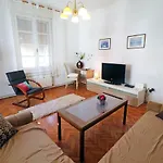 Arena Festival Apartment *
